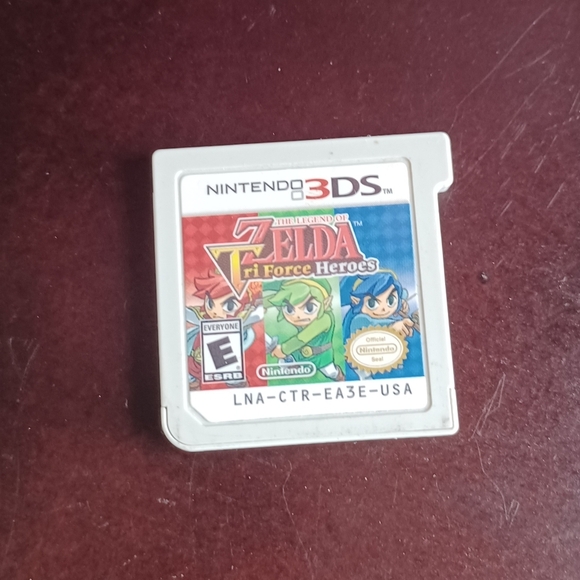 Legend of Zelda: Tri Force Heroes Nintendo 3DS *Complete - Picture 5 of 6